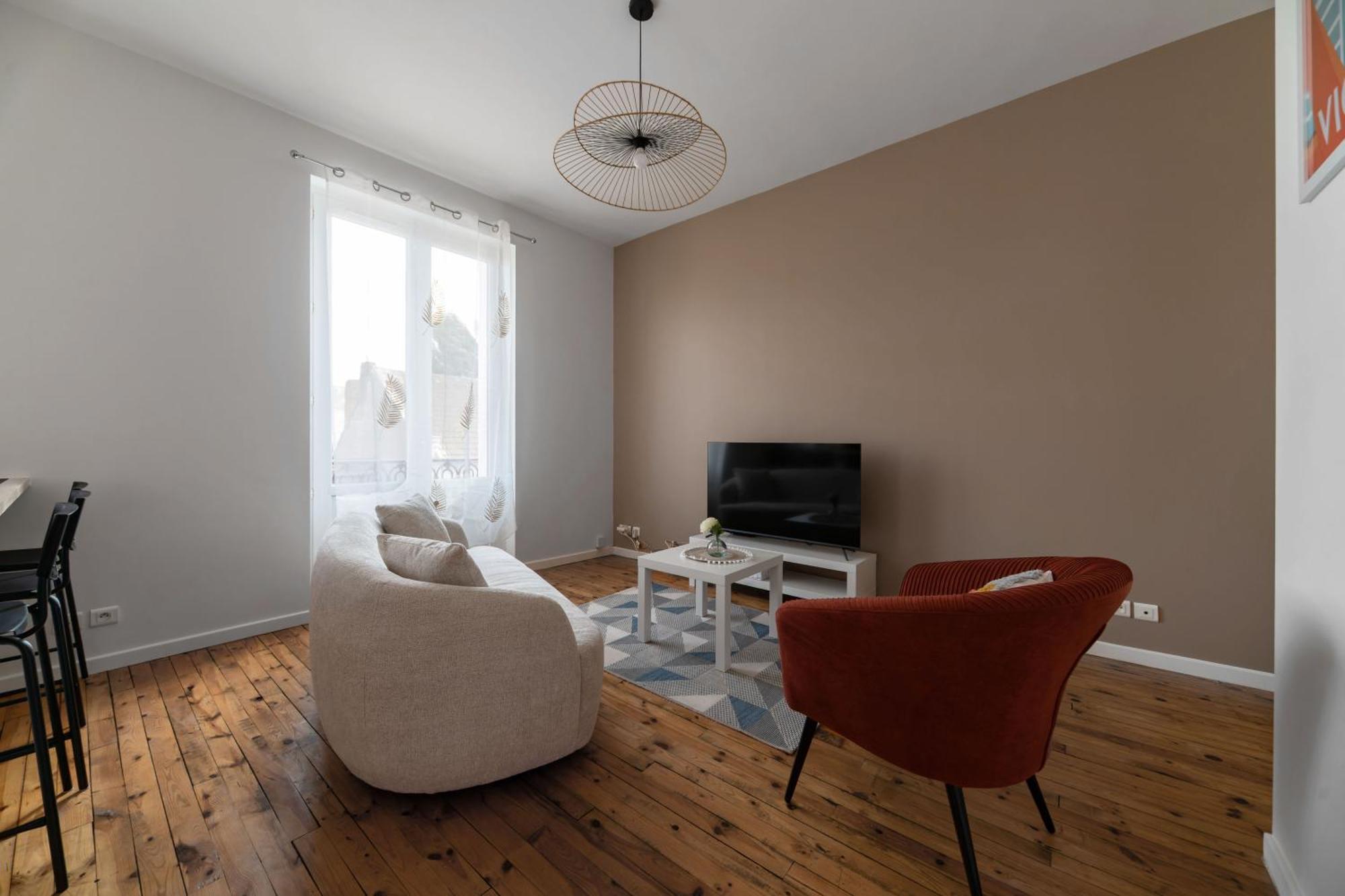 Le Grenet - Appartement Design En Duplex Vichy Eksteriør billede