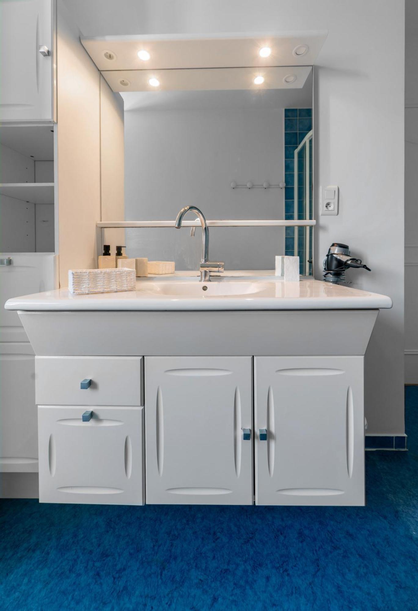 Le Grenet - Appartement Design En Duplex Vichy Eksteriør billede