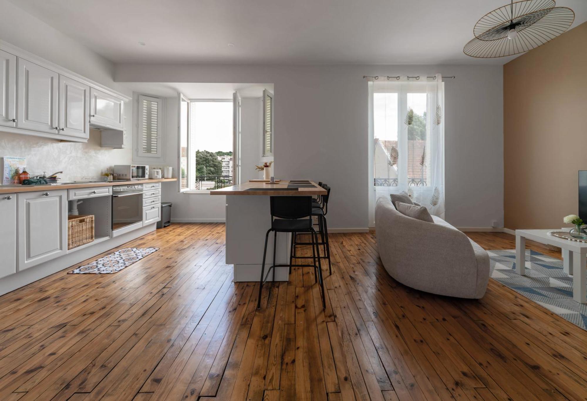 Le Grenet - Appartement Design En Duplex Vichy Eksteriør billede