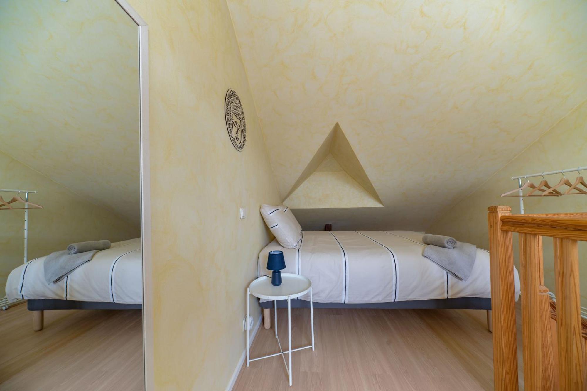 Le Grenet - Appartement Design En Duplex Vichy Eksteriør billede